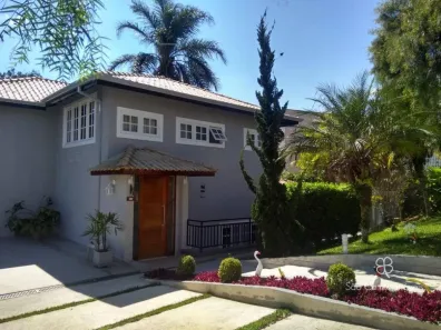 Casa de Condomínio com 3 Quartos à venda, 280m² no Chácara Moinho Velho, Carapicuíba