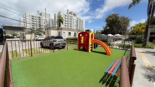 Apartamento com 2 Quartos para alugar, 45m² no Centro, Lauro de Freitas