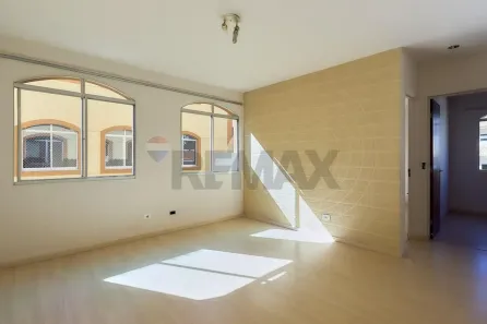 Apartamento com 2 Quartos para alugar, 52m² no Portão, Curitiba