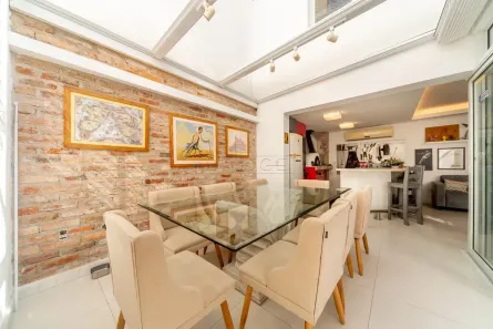 Casa com 5 Quartos à venda, 357m² no Rio Branco, Porto Alegre
