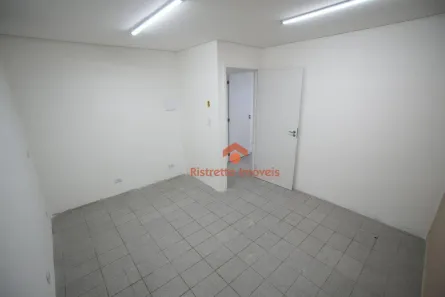 Sala Comercial para alugar, 12m² no Jardim Ana Estela, Carapicuíba