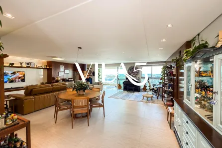 Apartamento com 3 Quartos à venda, 228m² no Mossunguê, Curitiba