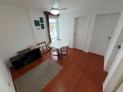 Apartamento com 2 Quartos para alugar, 55m² no Itacorubi, Florianópolis