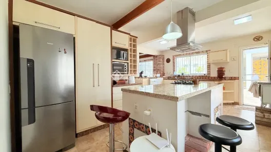 Sobrado com 3 Quartos à venda, 326m² no São Sebastião, Porto Alegre