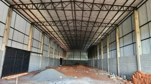 Galpão/Depósito/Armazém à venda, 970m² no Jardim Itaipu, Maringá