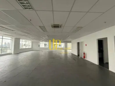 Sala Comercial para alugar, 1356m² no Alphaville Centro Industrial e Empresarial/Alphaville., Barueri