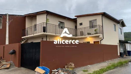 Casa com 8 Quartos à venda, 190m² no Serraria, São José