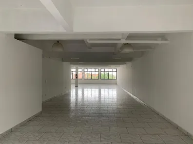Ponto Comercial para alugar, 220m² no Vila Ipiranga, Porto Alegre