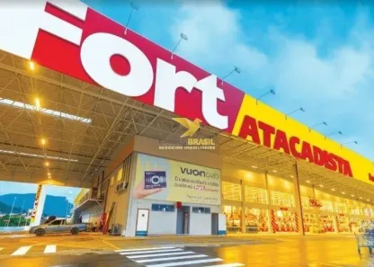 Sala Comercial para alugar, 148m² no Kobrasol, São José