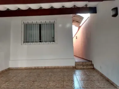 Sobrado com 2 Quartos à venda, 80m² no Arraial Paulista, Taboão da Serra