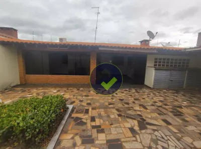 Casa com 2 Quartos à venda, 153m² no Jardim Village, Lençóis Paulista