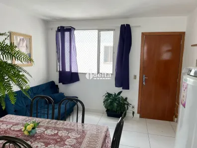 Apartamento com 2 Quartos à venda, 47m² no Laranjeiras, Uberlândia
