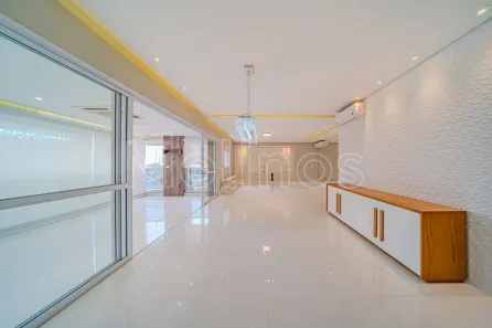 Apartamento com 3 Quartos à venda, 227m² no Vila Gomes Cardim, São Paulo