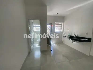 Casa com 2 Quartos para alugar, 50m² no Ipiranga, Belo Horizonte