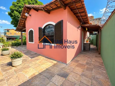 Casa com 3 Quartos à venda, 400m² no Conjunto Água Branca, Contagem
