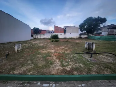 Lote/Terreno à venda, 200m² no Maraponga, Fortaleza