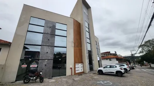 Sala Comercial para venda ou aluguel, 76m² no Ingleses do Rio Vermelho, Florianópolis