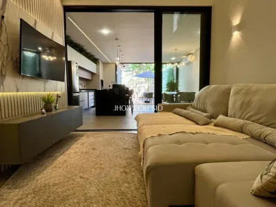 Sobrado com 3 Quartos à venda, 206m² no Jardim Parque do Horto, Maringá