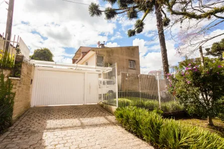Sobrado com 2 Quartos para alugar, 68m² no São Francisco, Curitiba