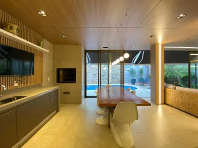 Casa de Condomínio com 3 Quartos à venda, 295m² no Nova Uberlândia, Uberlândia