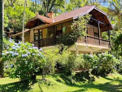 Fazenda/Sítio com 2 Quartos à venda, 42000m² no , Santo Antônio do Pinhal
