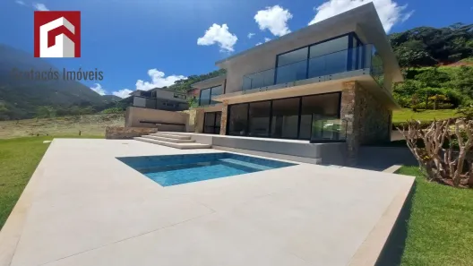 Casa de Condomínio com 4 Quartos à venda, 350m² no Corrêas, Petrópolis