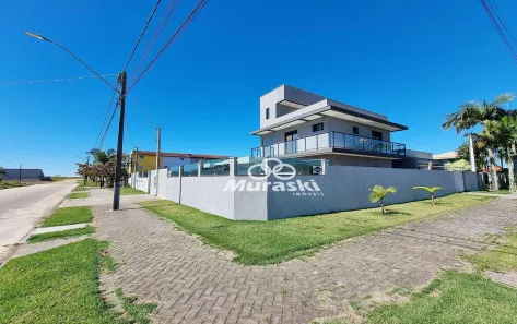 Sobrado com 4 Quartos à venda, 139m² no Guaratuba, Guaratuba