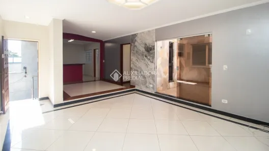 Sobrado com 4 Quartos para alugar, 239m² no Nova Petrópolis, São Bernardo do Campo