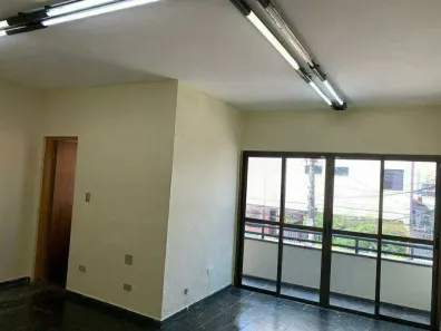 Prédio Comercial para alugar, 678m² no Vila Assunção, Santo André