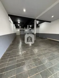 Ponto Comercial para alugar, 200m² no Goiás, Araguari