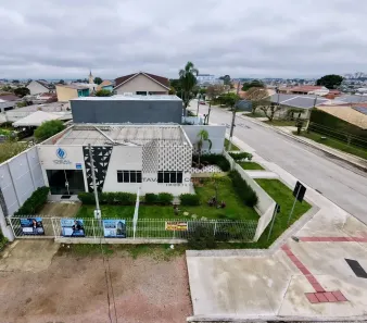 Imóvel Comercial com 1 Quarto para alugar, 100m² no Xaxim, Curitiba