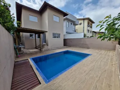 Casa de Condomínio com 4 Quartos à venda, 250m² no Jardim das Flores, Cotia