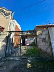 com 6 Quartos para alugar, 110m² no Oceania, Paranaguá