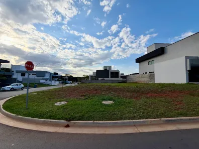Lote/Terreno à venda, 493m² no Jardins França, Goiânia