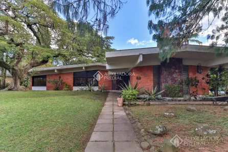 Casa com 4 Quartos à venda, 324m² no Vila Assunção, Porto Alegre