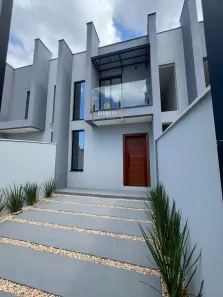 Sobrado com 2 Quartos à venda, 88m² no Santo Antônio, Joinville