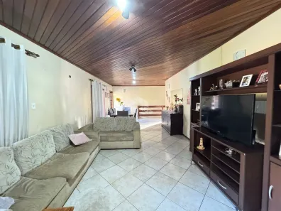 Prédio Residencial com 5 Quartos à venda, 340m² no Margarida, Santa Cruz do Sul