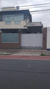 Sobrado com 3 Quartos para alugar, 120m² no São João, Itajaí