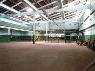 Prédio Comercial para alugar, 2400m² no São Cristóvão, Rio de Janeiro