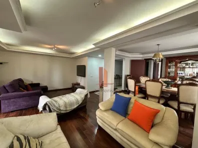Apartamento com 4 Quartos para alugar, 223m² no Vila Regente Feijó, São Paulo