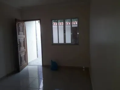 Casa com 2 Quartos à venda, 70m² no Jóquei Clube, São Gonçalo
