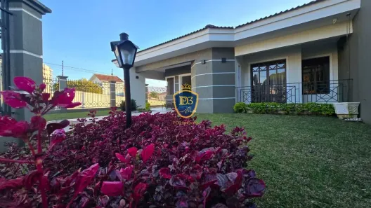 Casa com 3 Quartos à venda, 355m² no Orfãs, Ponta Grossa