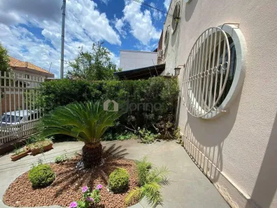 Sobrado com 3 Quartos à venda, 166m² no São Sebastião, Uberaba