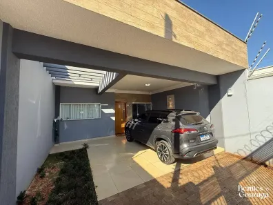 Casa com 3 Quartos à venda, 113m² no Jardim Itália II, Maringá