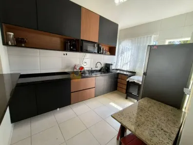 Sobrado com 2 Quartos à venda, 62m² no Praia das Palmeiras, Caraguatatuba