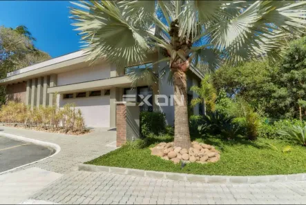 Casa de Condomínio com 5 Quartos à venda, 622m² no Uberaba, Curitiba