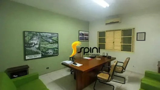 Prédio Comercial para alugar, 200m² no Pacaembu, Uberlândia