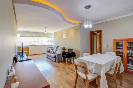 Apartamento com 3 Quartos à venda, 95m² no Jardim Botânico, Porto Alegre
