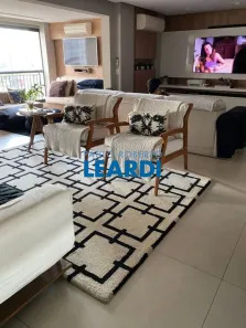 Apartamento com 4 Quartos para alugar, 200m² no Aclimação, São Paulo