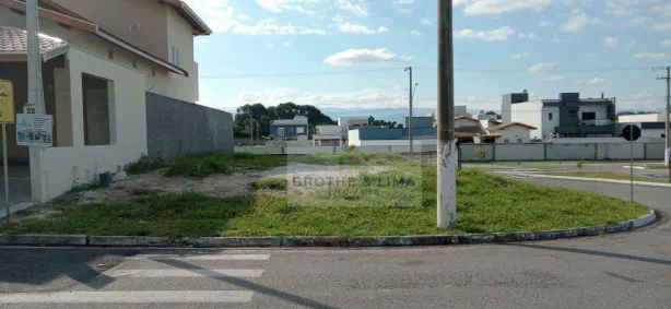 Lote/Terreno à venda, 303m² no Parque Vera Cruz, Tremembé